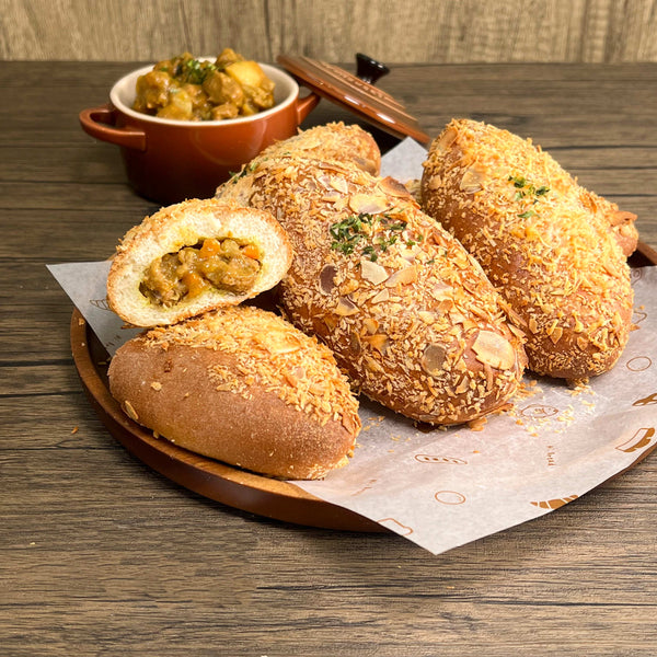 西班牙豚肉咖哩包 | Iberico Pork Curry Bread